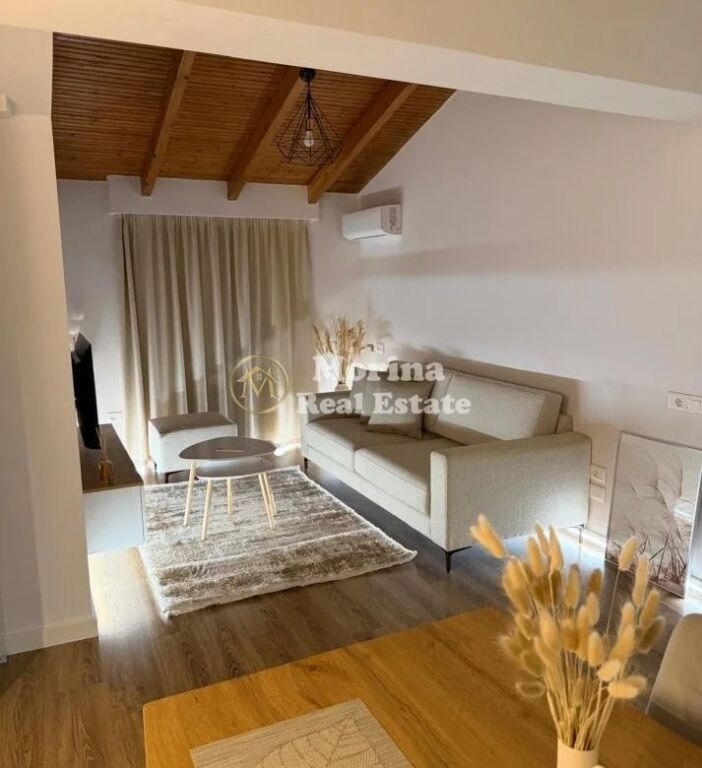 Affitto | Appartamento 1 + 1 | Comune di Parigi | 850 €/mese