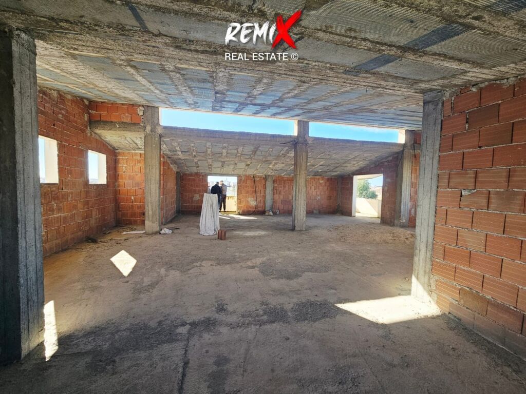 VENDESI PRIVATA IN VENDITA A SHKOZET, DURRËS