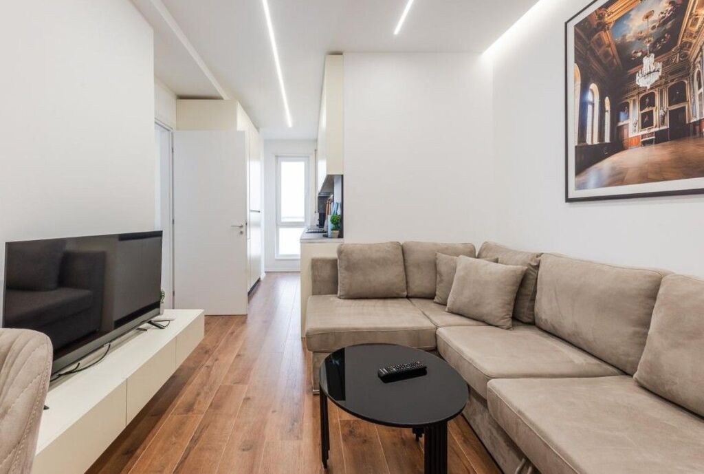 📌Jepet me qira apartament 1+1 – Myslym Shyri