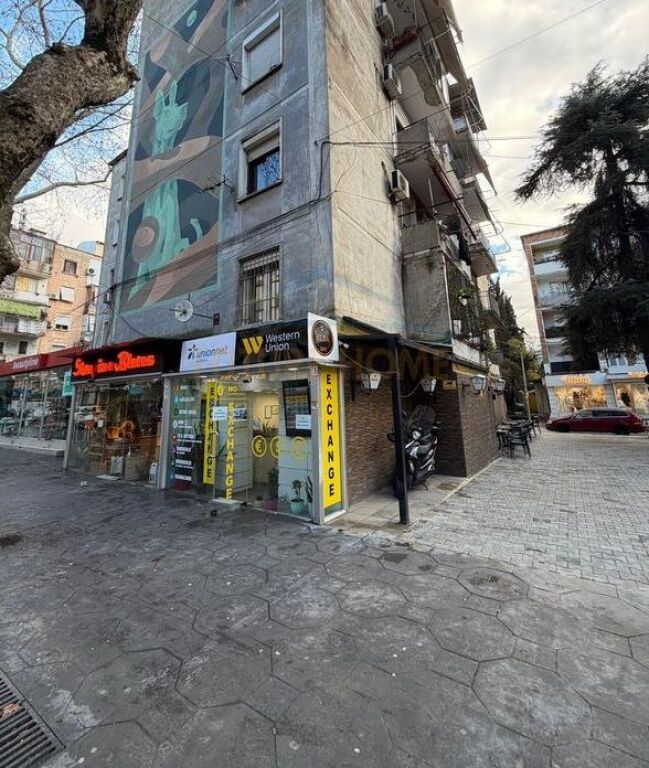 SHITET AMBJENT BIZNESI NE MYSLYM SHYR