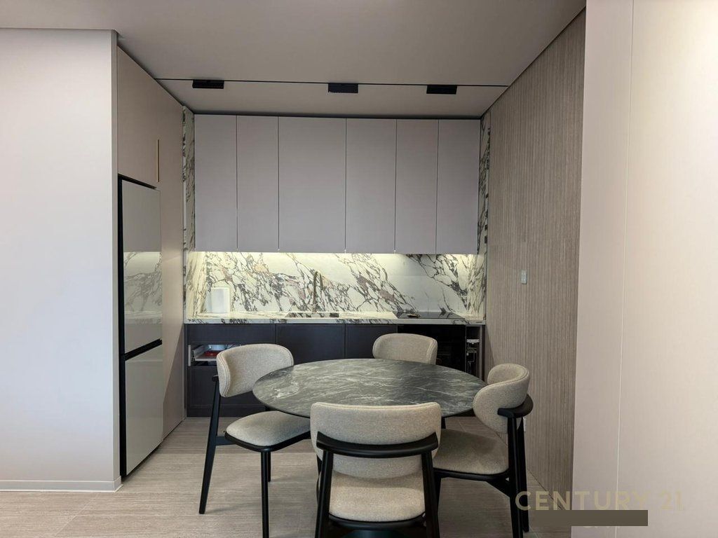 APARTAMENT 1+1 TEK GOLDEN TOWER RR, MINE PEZA!