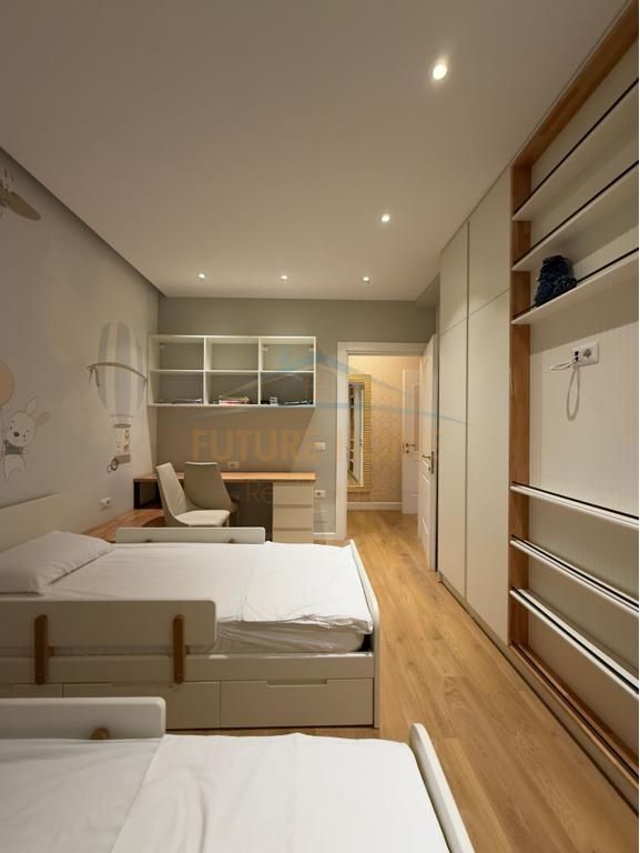 Shitje, Apartament 2+1+2, Qender, Tirane 425,000 €  /  UNA63245