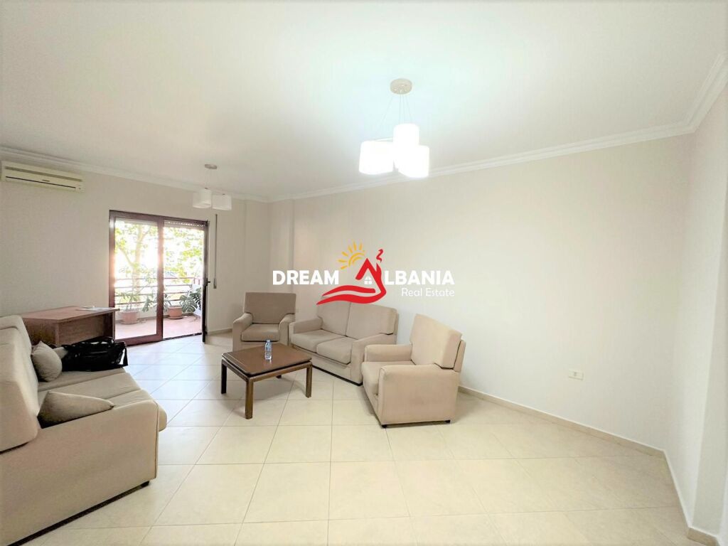 Jepet me qera ambient per zyra tek rruga e Kavajes, prane Garden Building (ID 42214500)