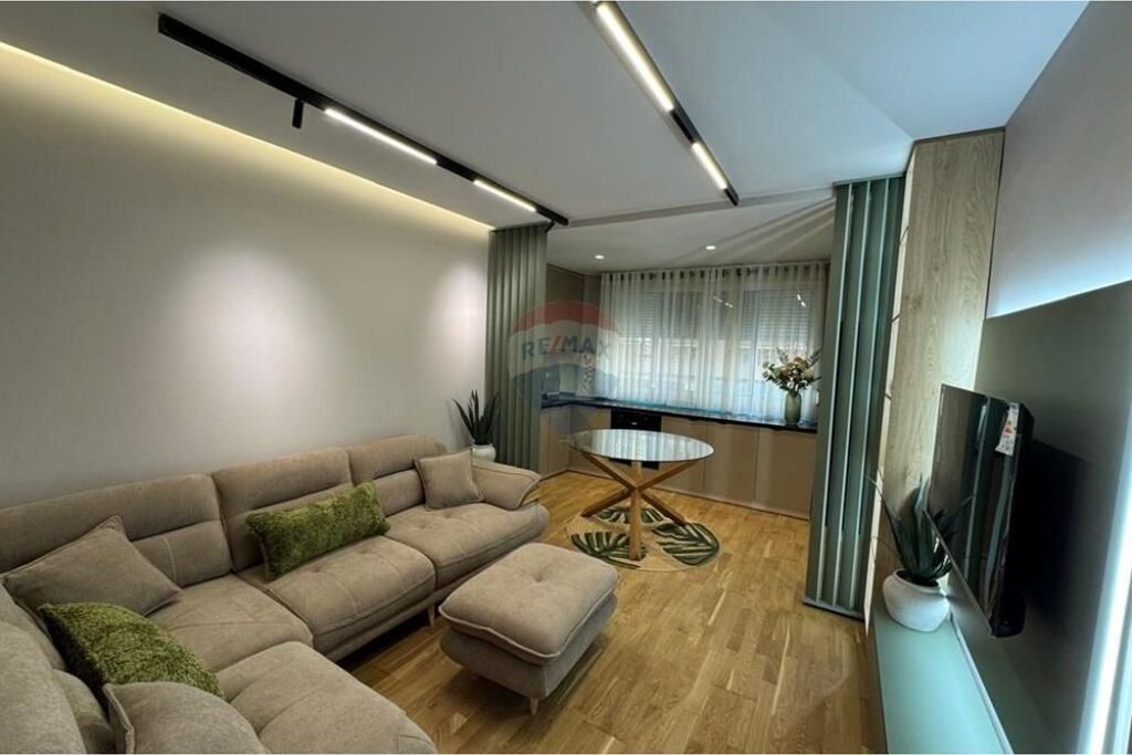 APARTAMENT LUKSOZ 1+1 PER QIRA-KOPSHTI ZOOLOGJIK