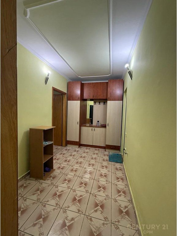 Apartment 1+1 for sale on Irfan Tomini street