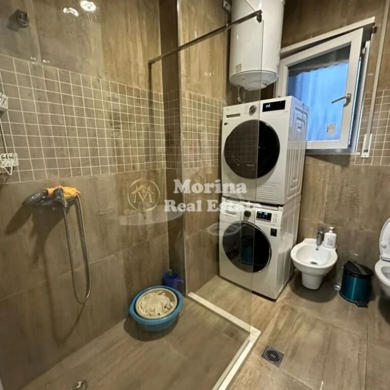 Shitje | Apartament 2 + 1 | Rruga Qemal Stafa | 320000 €