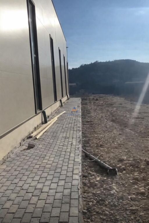 VENDESI INDUSTRIALE IN VENDITA "PEZË E MADHE – MEZEZ " 5.500.000 EURO