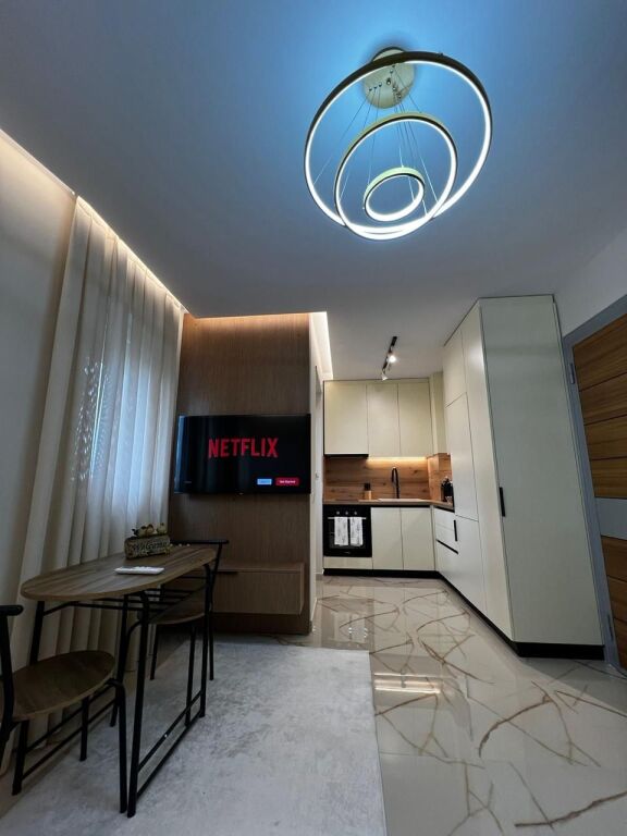 Jepet me qira gazonie ne qender te Tiranes!