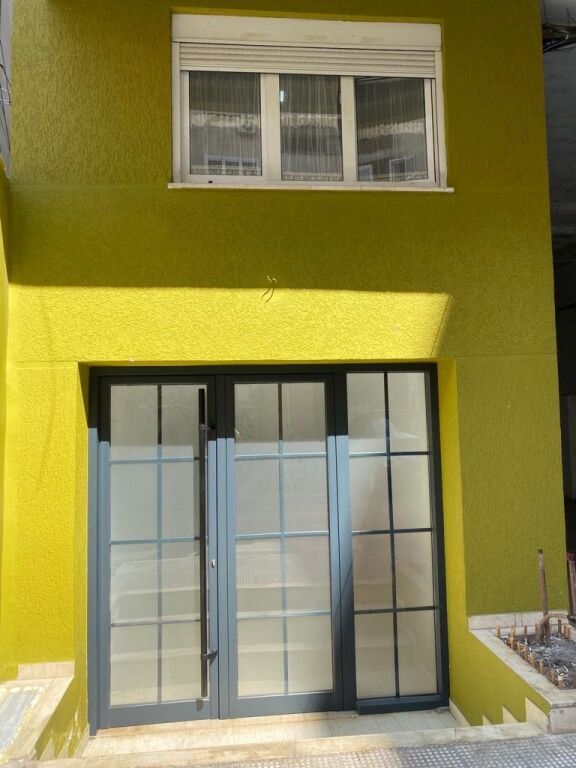 Locale Commerciale, Centro!