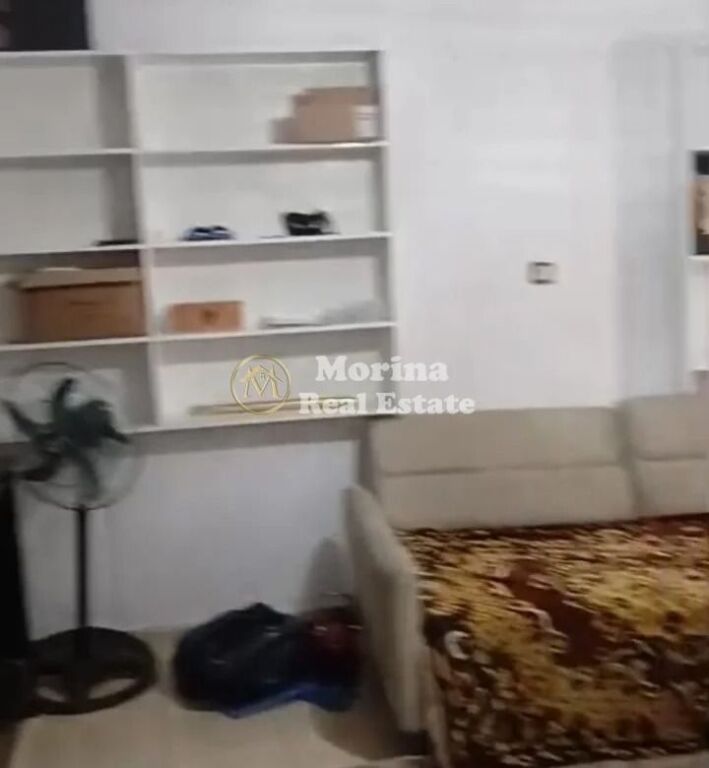 Qera | Shtëpi private 1 + 1 | Tregu Elektrik | 300 €/muaj