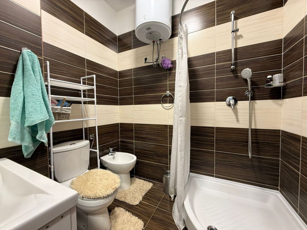 ZOGU I ZI – APARTMENT 2+1+2 FOR RENT