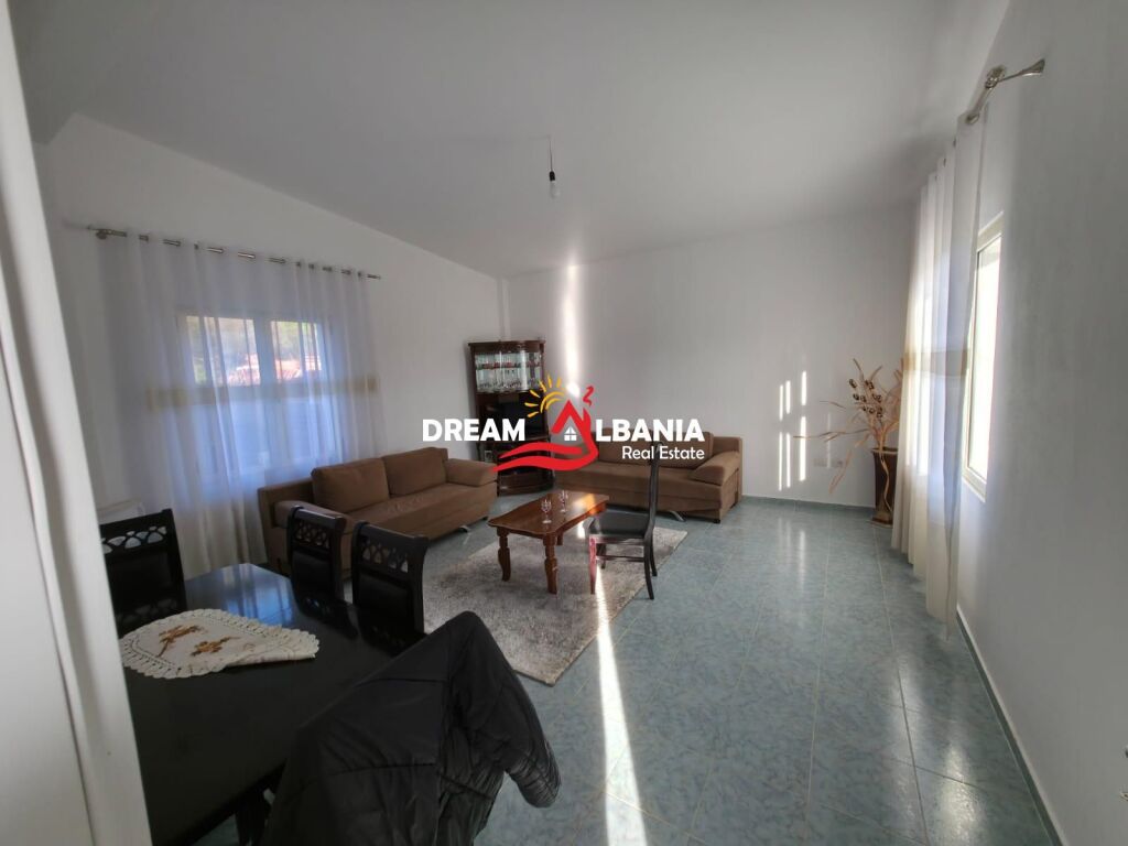 Shitet shtëpi private në Pezë Helmës, Tiranë (ID 4151213)