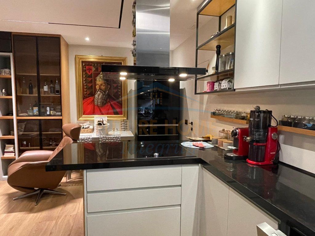 Affitto, Appartamento 2+1+2, Shallvaret