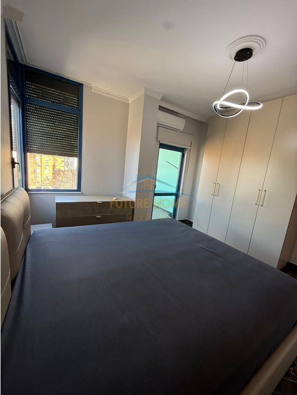 Rent, Apartment 2+1+2, Elbasanit Street, Tirana.