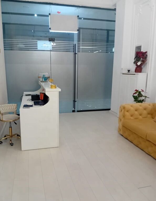 🏬 NEGOZIO IN AFFITTO – GARDEN BUILDING