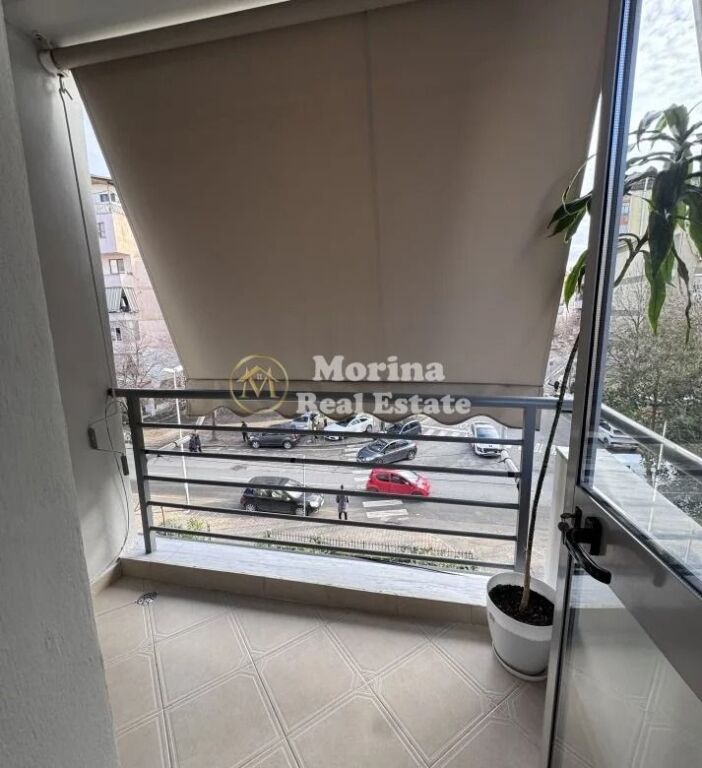 Affitto | Appartamento 1 + 1 | 21 Dhjetori | 650 €/mese