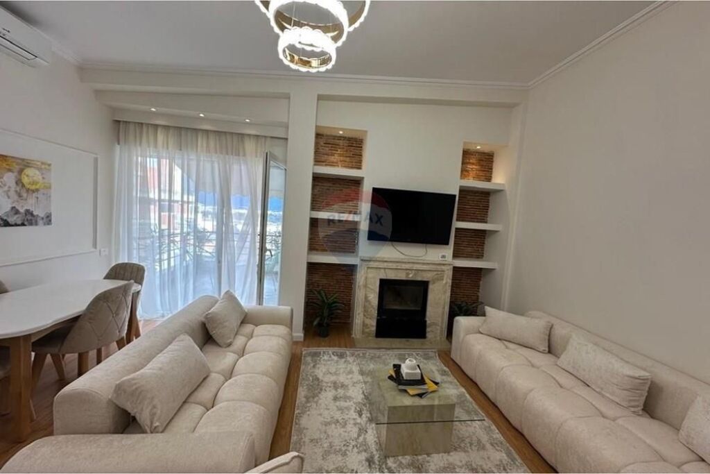 Shitet apartament 2+1+2 te Kompleksi FZ