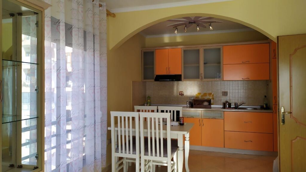 Apartament me qera 1+1 - 📍Selvia, fillimi rruges se Saraceve, 45.000 leke