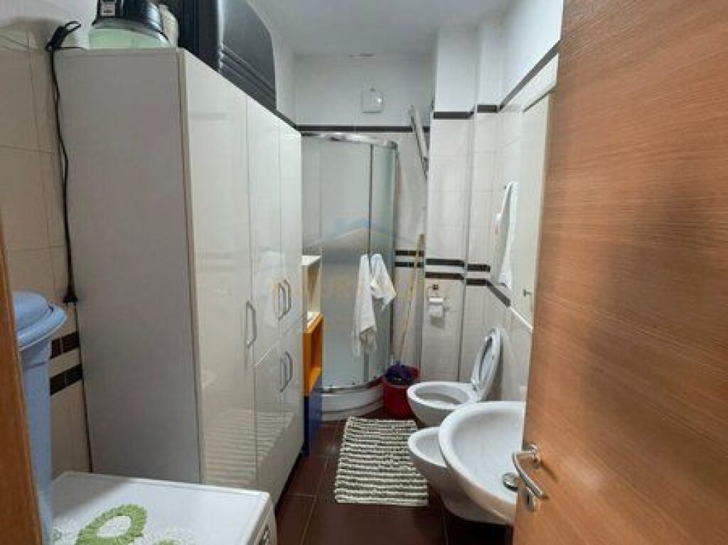 Shitet, Apartament 2+1+2, Rezidenca Sona, Liqeni i Thate, Tirane
