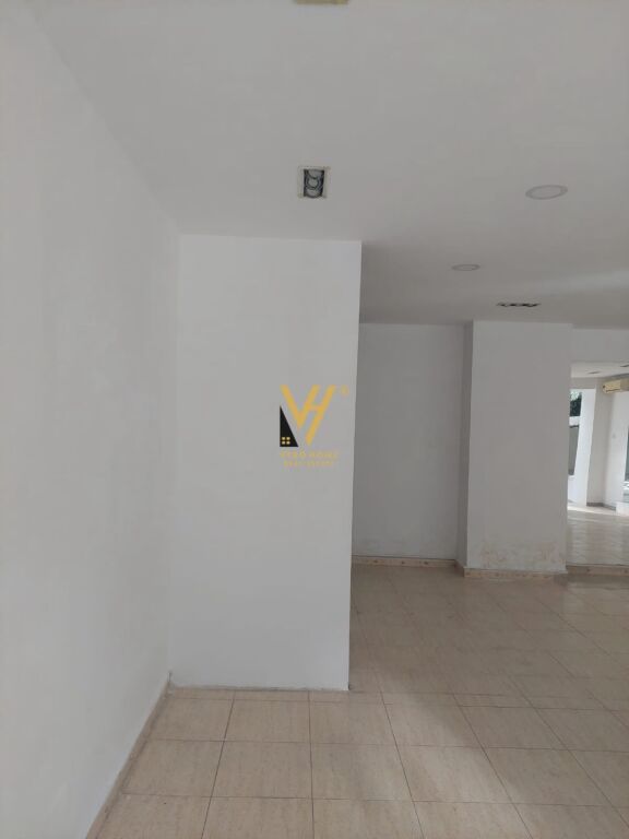 BASEMENT 57 M2 FOR RENT ON ELBASAN STREET 60,000 LEKE