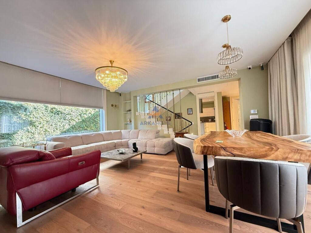 SHITET VILE INDIVIDUALE LUKSOZE "WHITE HOUSES,TEG" 1.380.000 EURO