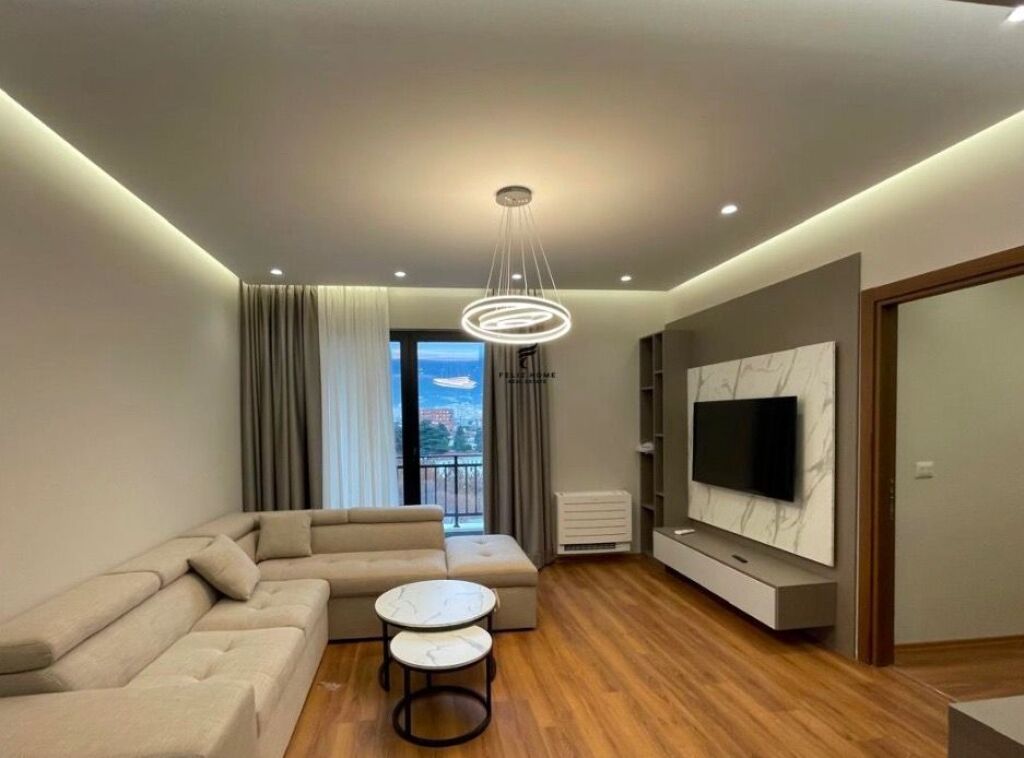 APARTAMENT ME QERA 2+1 FARMACIA 10 85.000 LEKE