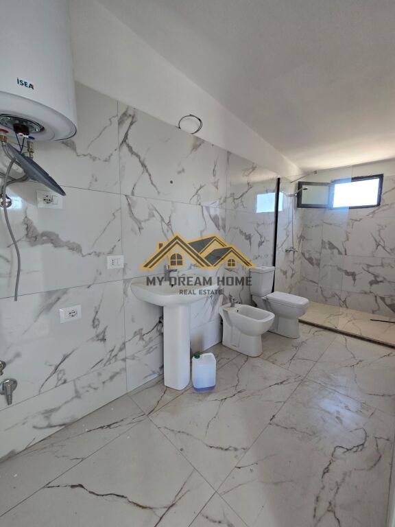 SHITET APARTAMENT 2+1 ME PAMJE DETI GOLEM!