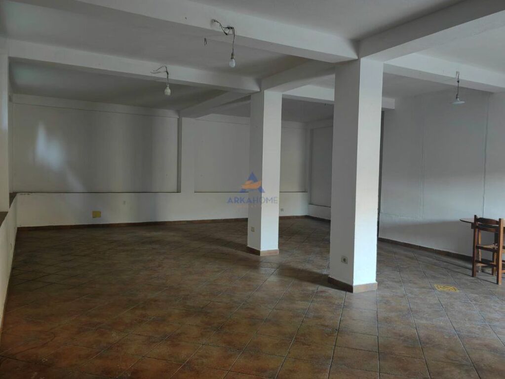 AFFITTASI MAGAZZINO 100 M² "VIA TONIN HARAPI" 50.000 LEKE