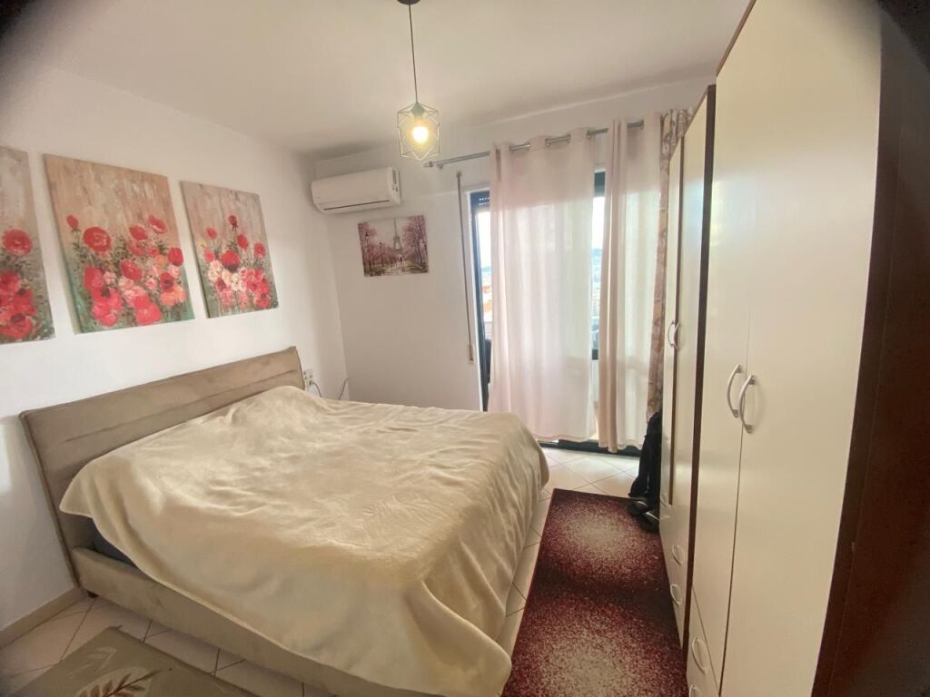 Apartment 2+1 for rent, Kavaja Street