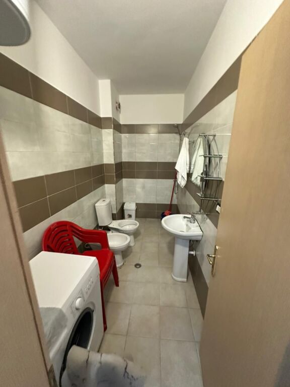 JEPET ME QERA APARTAMENT 1+1, VIJE E PARE, TEK PINETA PLAZH, DURRES.