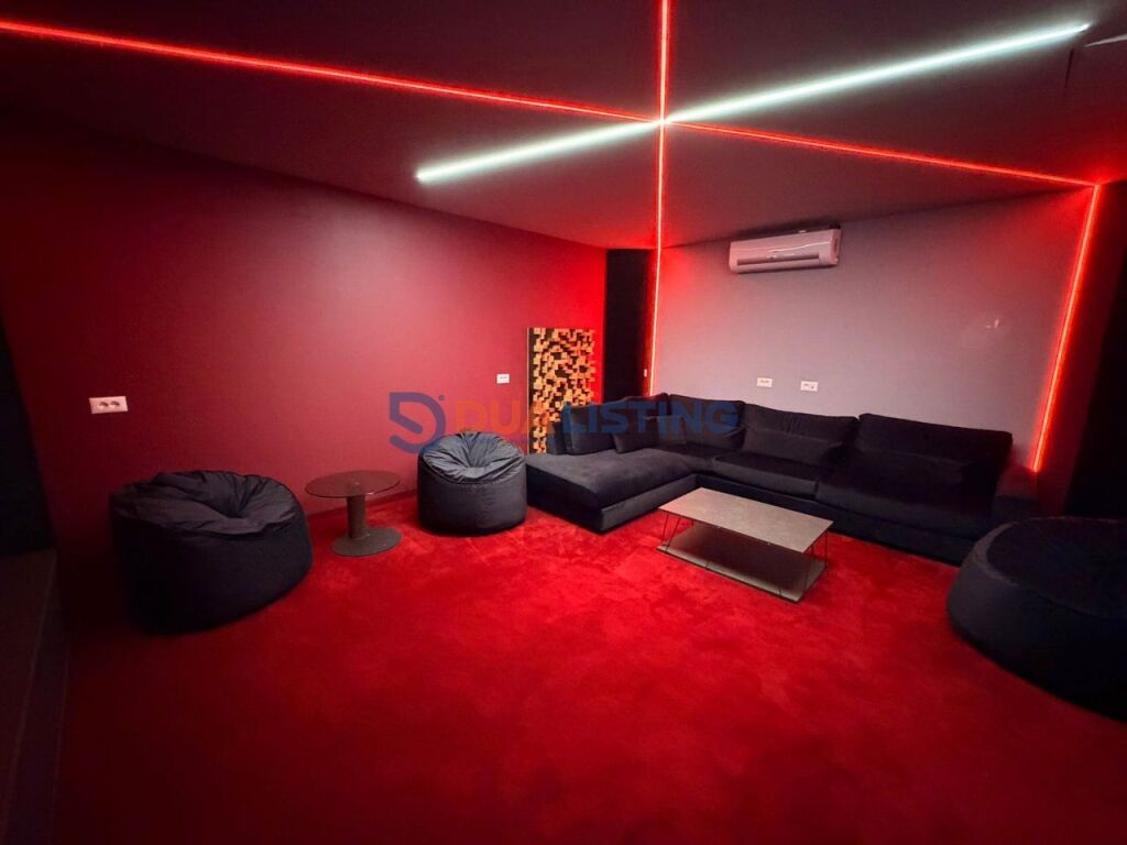 JEPET VILE ME PISHINE TEK REZIDENCA ELYSIUM NE MJULL BATHORE !!