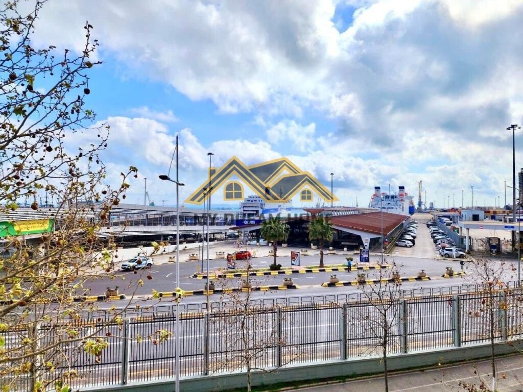 FOR RENT 2+1 APARTMENT IN THE CENTER OF DURRES!