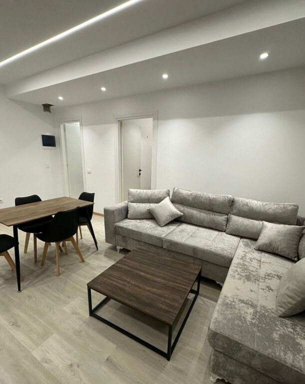 📌 Appartamento in Affitto 1+1 – Zogu i Zi