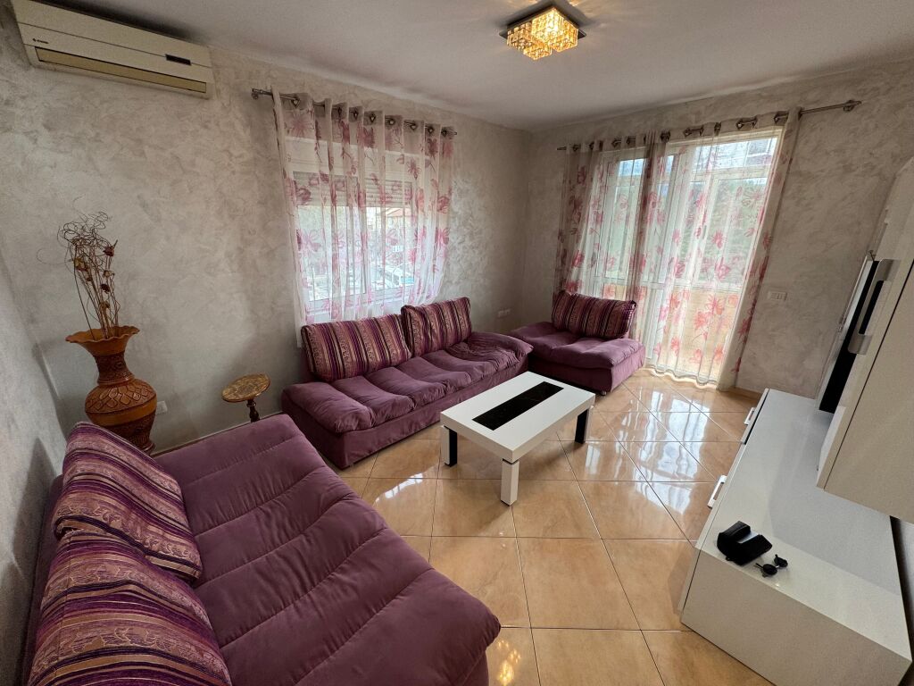 Shitet Duplex 3+1+2 Medreseja