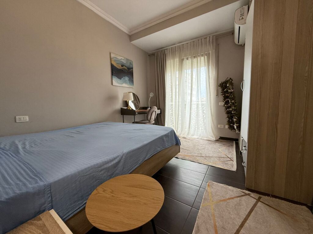 ZOGU I ZI – APARTMENT 2+1+2 FOR RENT