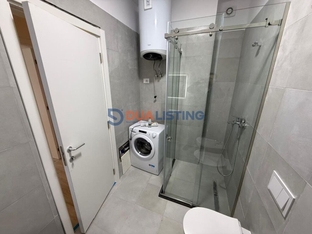 Affittiamo appartamento 2+1+2 con veranda e posto auto – Lago Secco