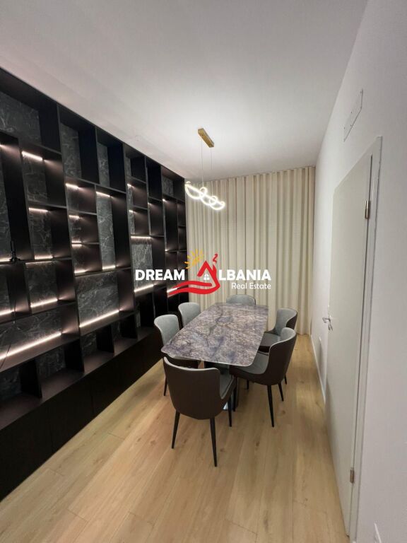 Vilë Moderne e Mobiluar Me Qera– Farkë, Residenca Aba (ID 4251431)