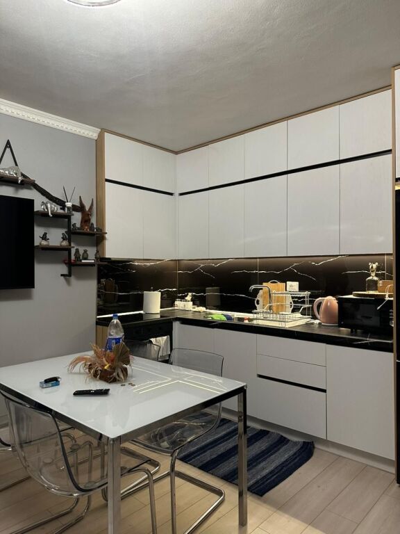 Jepet me qira 1+1+parkim Golem Residence 450€