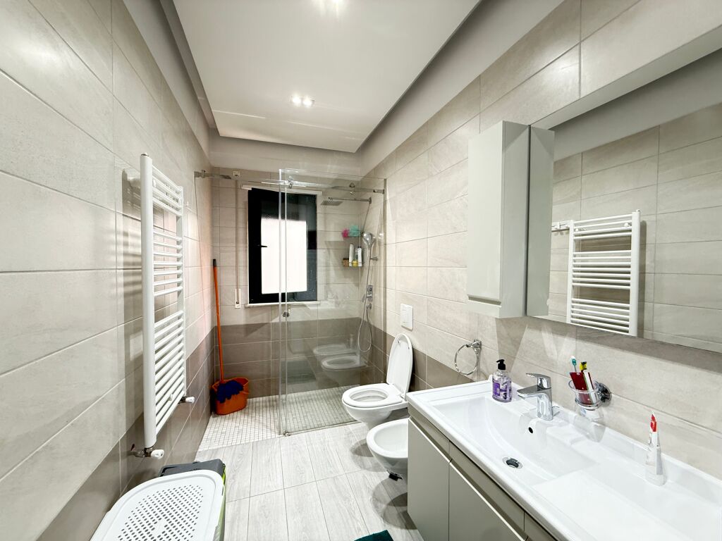 Aparament per Qera ne Astir