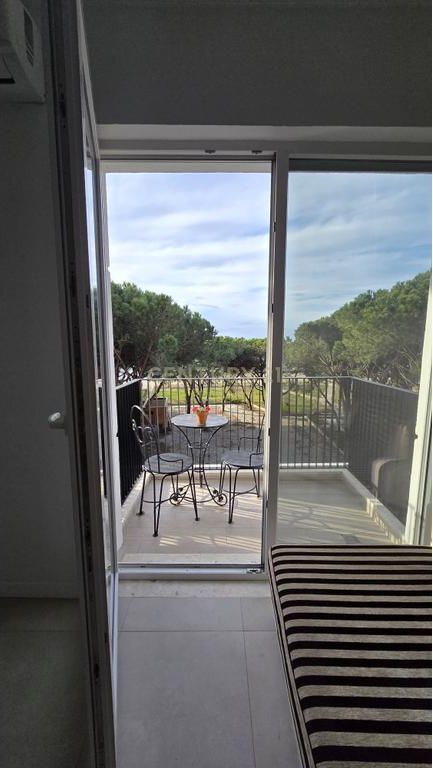 VENDESI APPARTAMENTO 2+1+2 IN PRIMA FILA SUL MARE