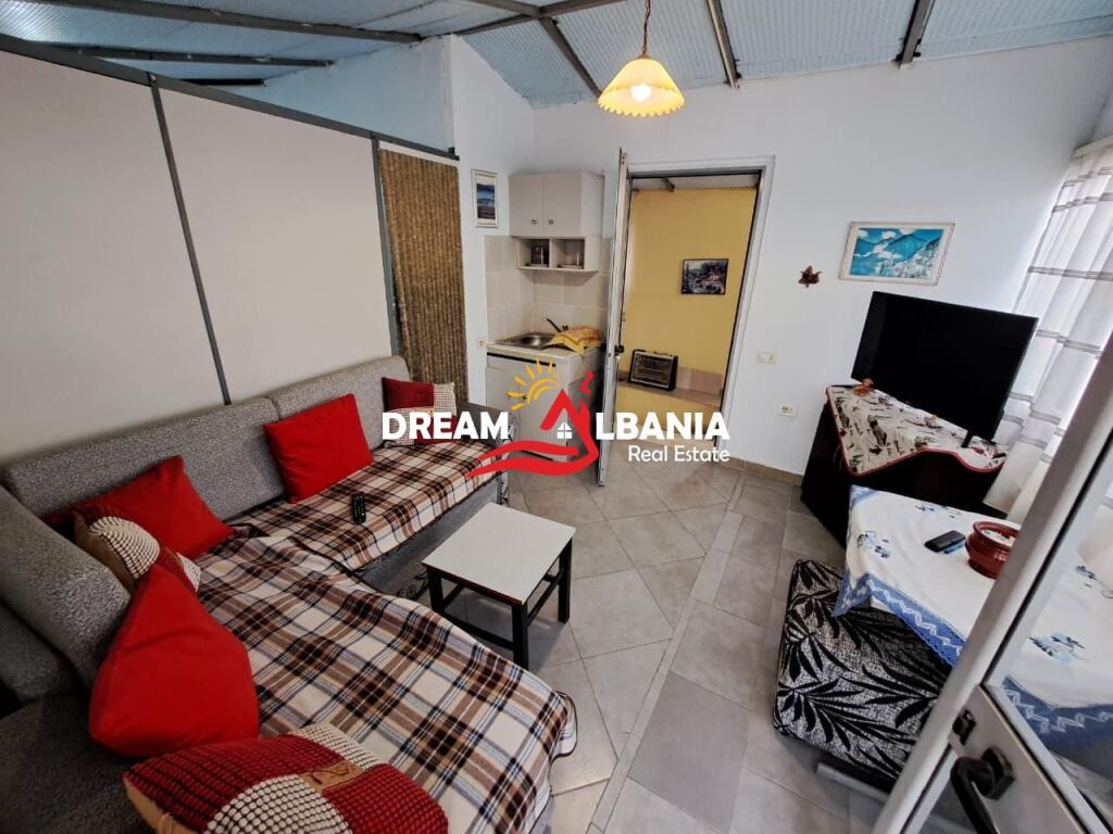 Villa su 2 Piani + Mansarda in Vendita, Dentro il Piccolo Anello, vicino all'Archivio Centrale a Tirana (ID 4151212)