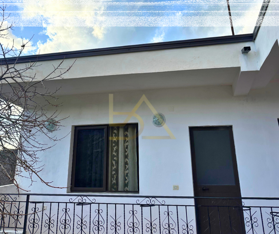 SHITET SHTËPI – LANABREGAS, TIRANË