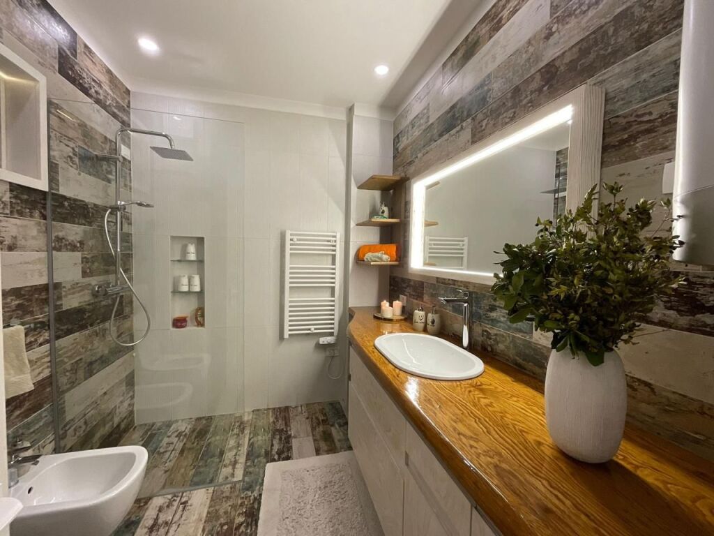 Apartsment 2+1 tek Kompleksi i Delijorgjit