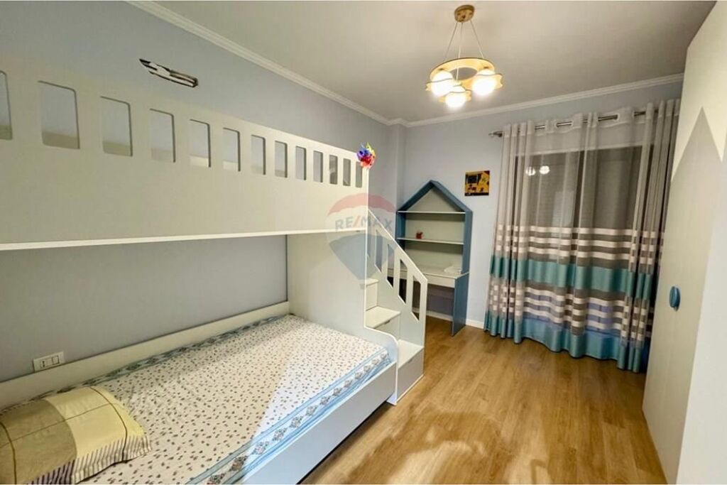 Apartament - Për Shitje - Rruga Nexho Konomi te GREEN  CITY Tiranë