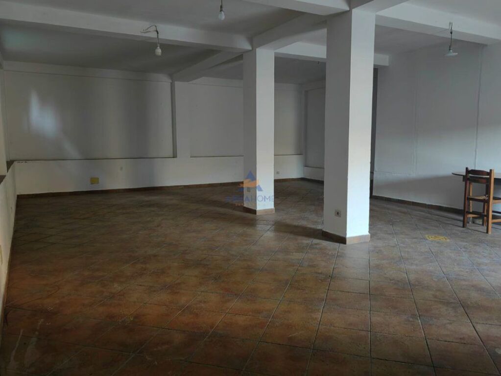 AFFITTASI MAGAZZINO 100 M² "VIA TONIN HARAPI" 50.000 LEKE