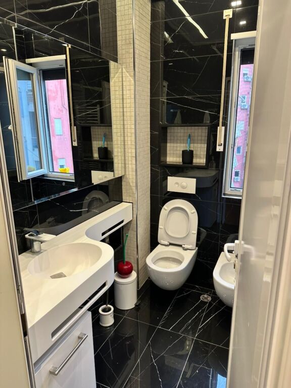 Jepet me Qira Apartament 1+1 në Fresk !!!