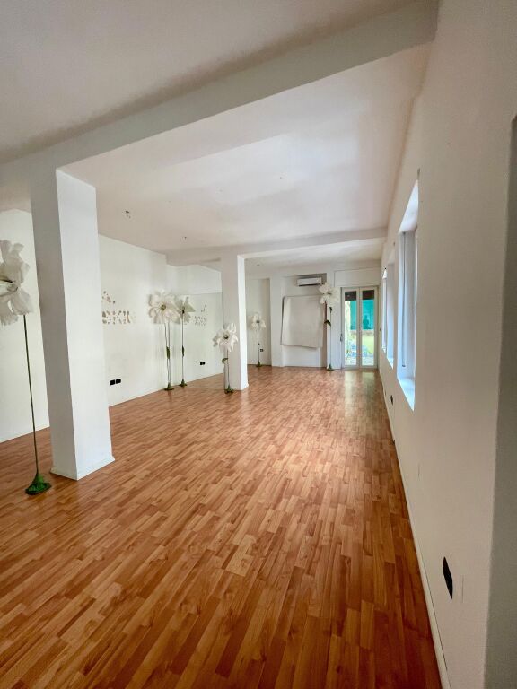 Jepet me qira ambient biznesi