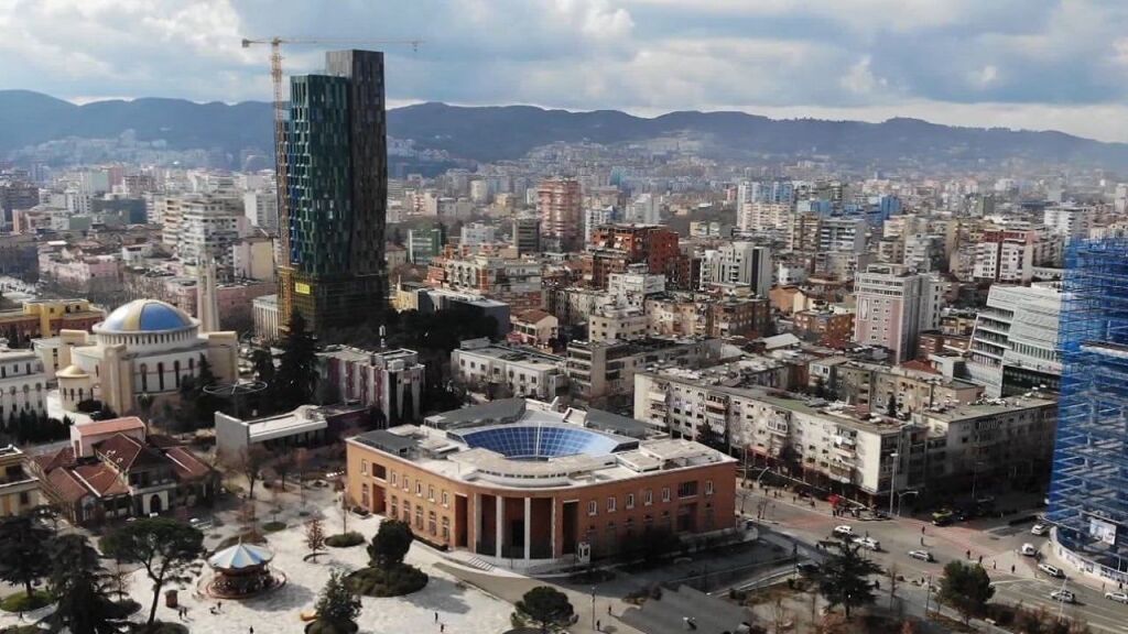 APARTAMENT 1+1 PER SHITJE PRANE POSTES QENDRORE! 148,500 €