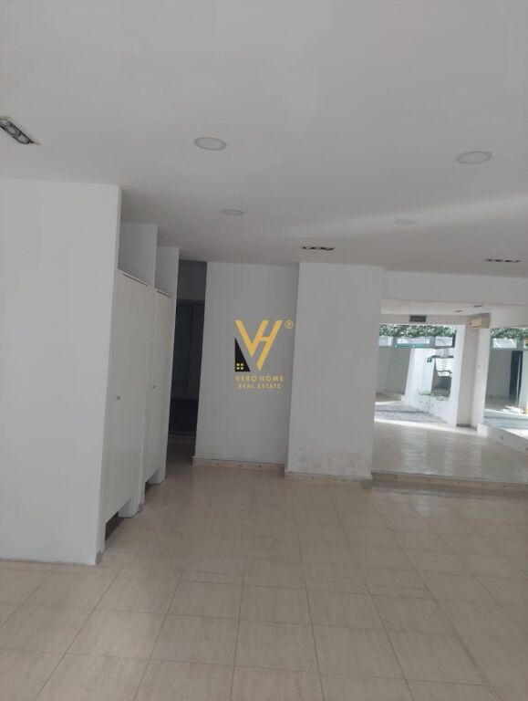 BASEMENT 57 M2 FOR RENT ON ELBASAN STREET 60,000 LEKE