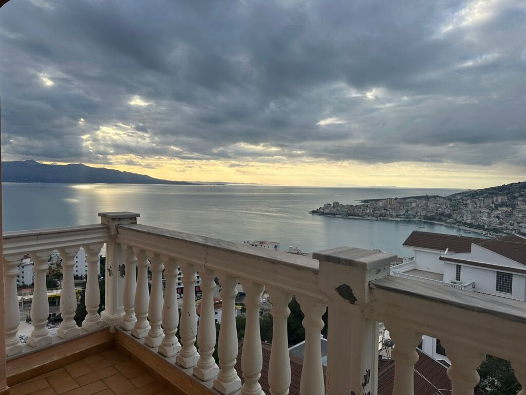 SHITET APARTAMENT 2+1+2 NE SARANDË